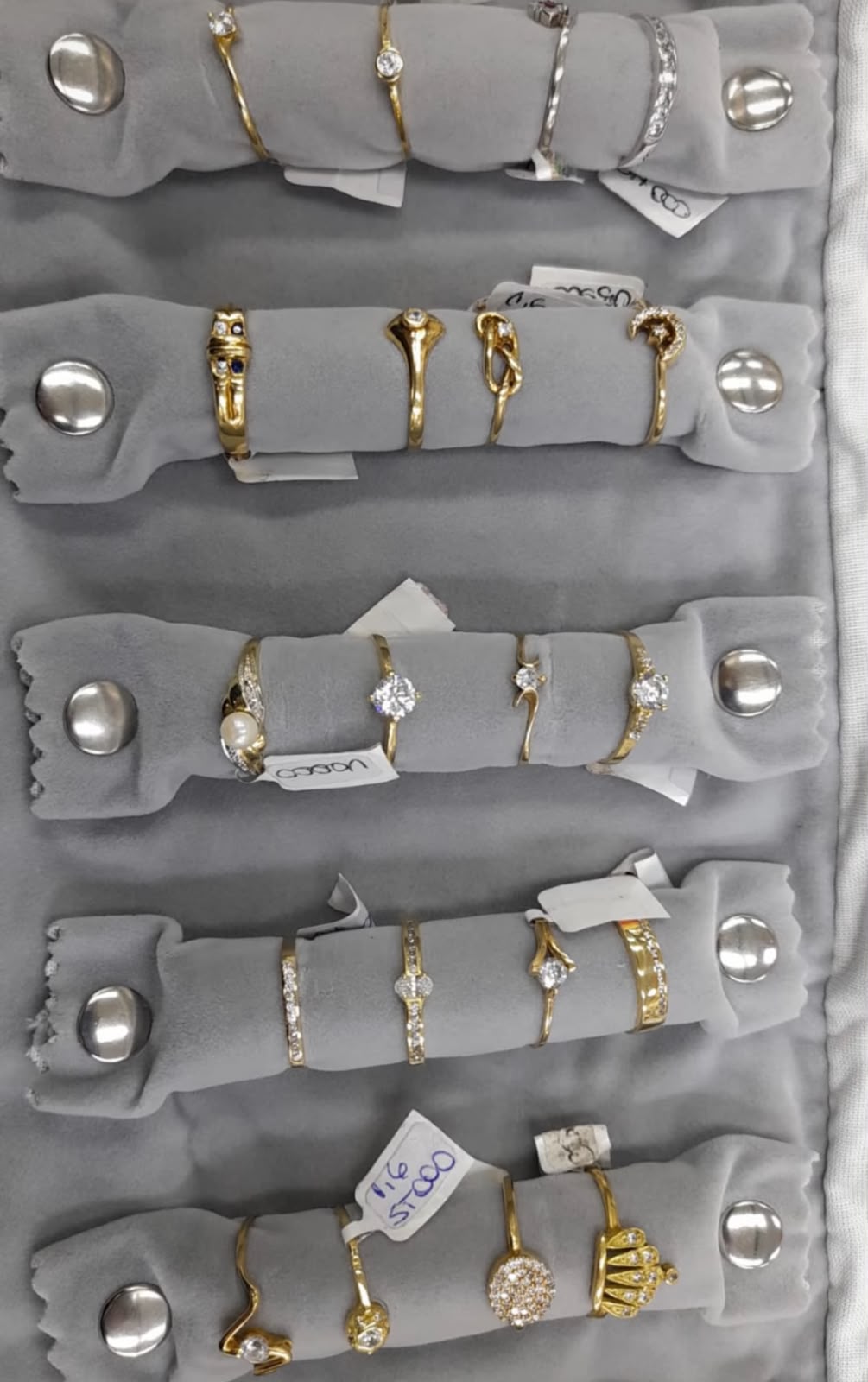 Anillos de oro 18kt con diamantes